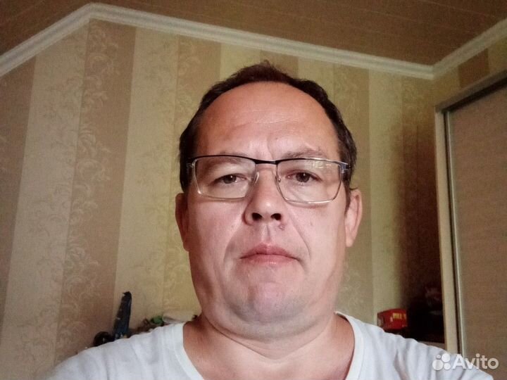 Курьер или грузчик и охраник