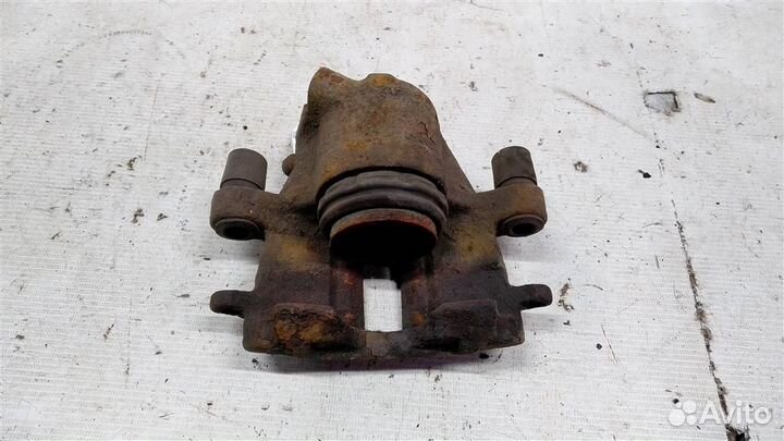 Суппорт передний правый Audi 80 B3 86-91г