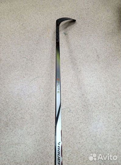 Клюшка хоккейная