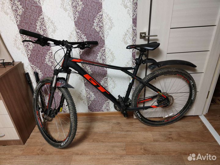 Велосипед Gt avalanche sport 27.5. 2019 года