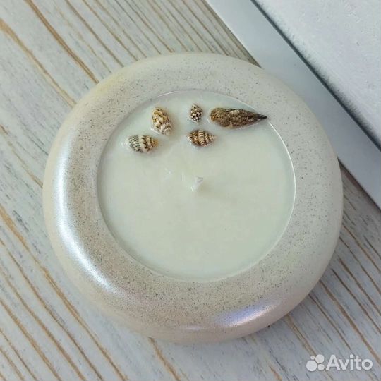 Свечи и подсвечники