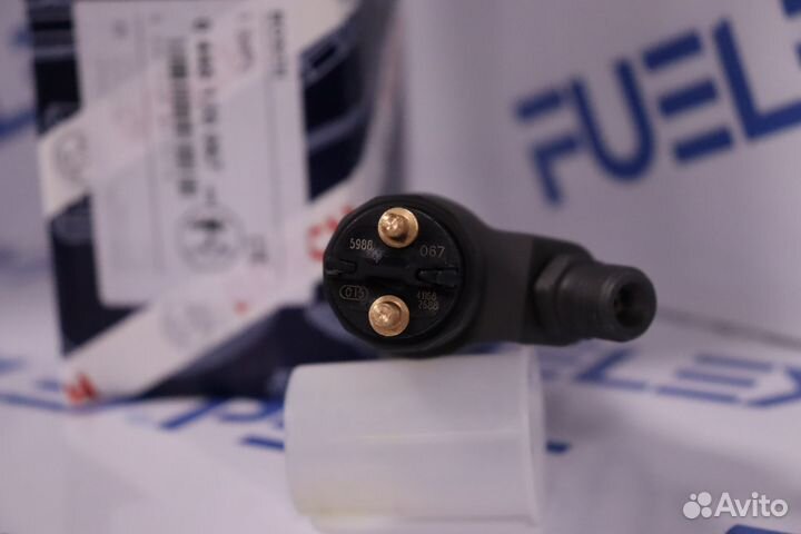 Форсунка топливная 0445120067