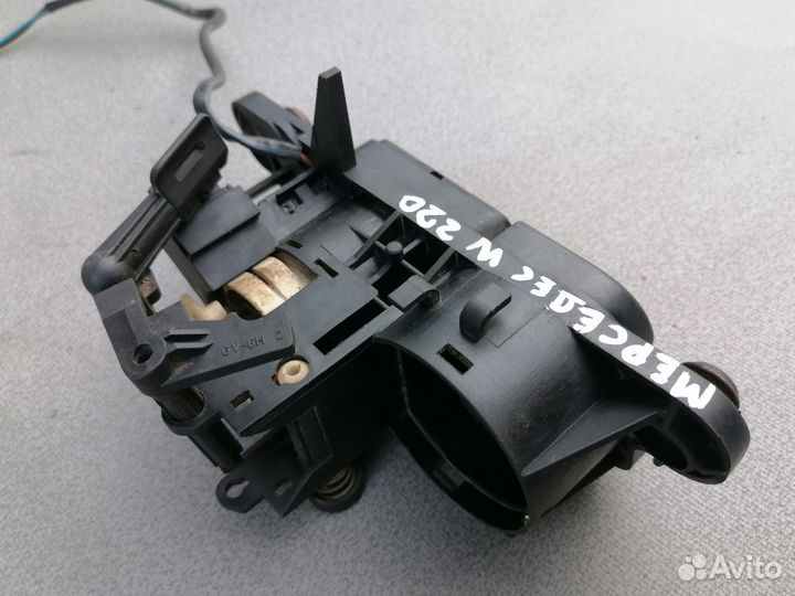 Кнопка открывания багажника для Mercedes Benz W220