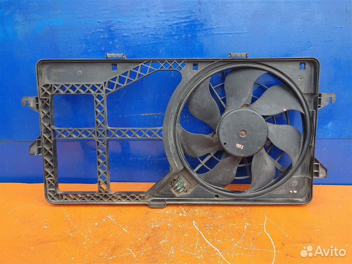 Вентилятор радиатора Transit 6 2000-2006 4714458
