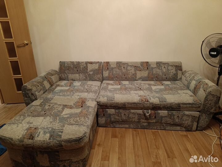 Угловой диван