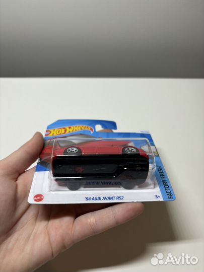 Hot wheels 94 audi avant rs2