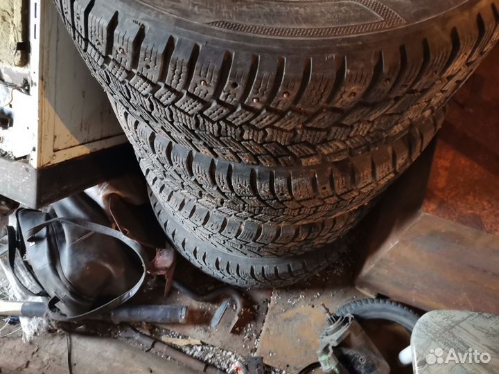 Колесо для легковой машины