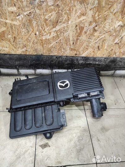 Корпус воздушного фильтра мазда 3 bk