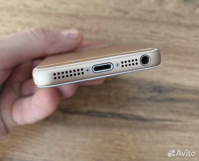 iPhone 5S, 16 ГБ