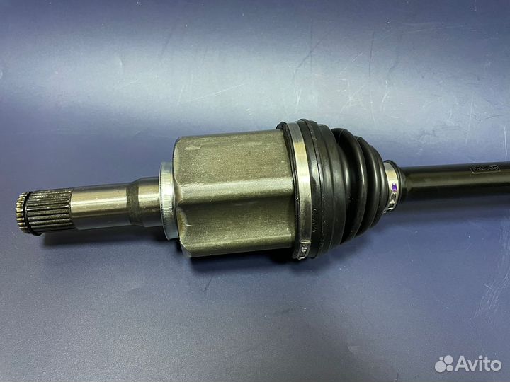 Полуось передняя левая Ford Explorer 5 BB5Z3B437J