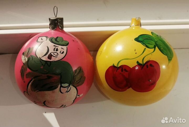 Елочные игрушки СССР шар с поросенком. Вишенки