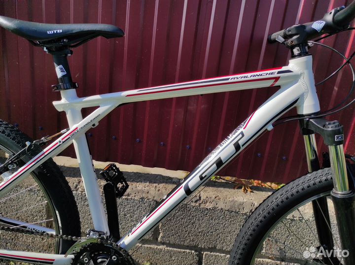 Велосипед горный GT avalanche 4.0
