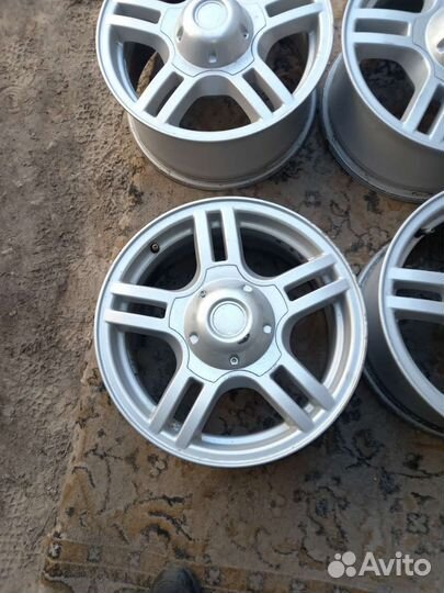 Продам диски на УАЗ R16