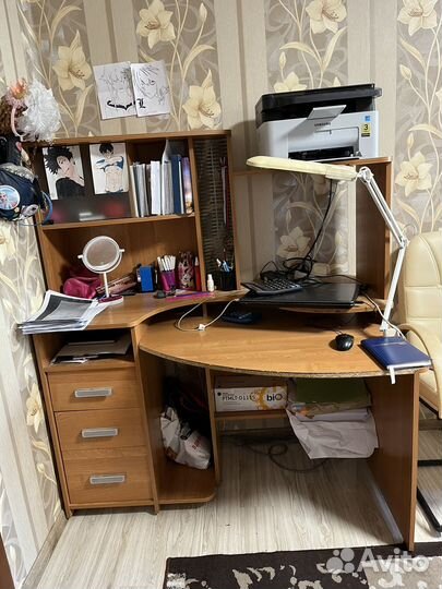 Компьютерный стол