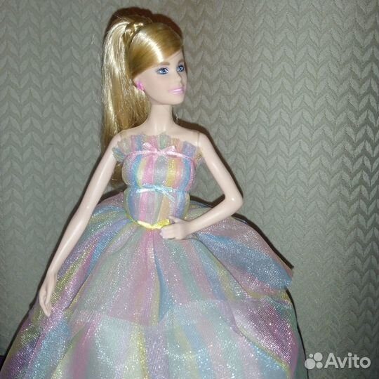 Кукла барби