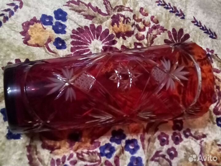Вазы СССР. Рубиновое,красное,гутное стекло