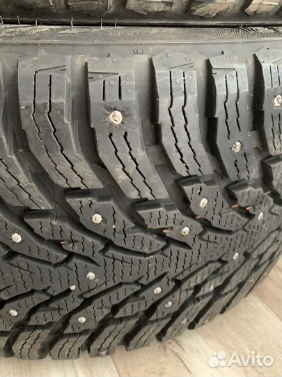 Nokian Tyres Hakkapeliitta 9 SUV 295/35 R21