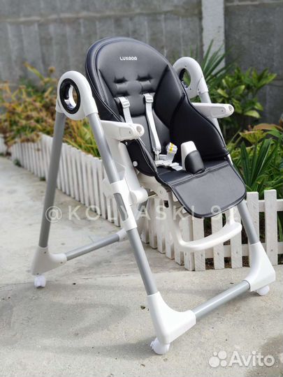 Стульчик для кормления Luxmom Q1