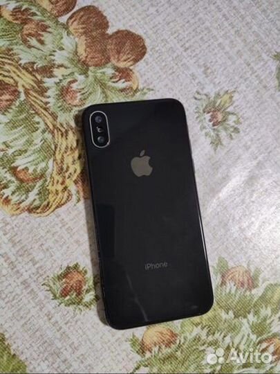 iPhone X, 64 ГБ
