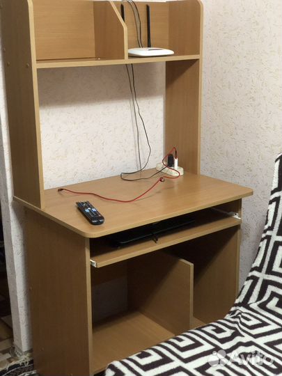 Компьютерный стол