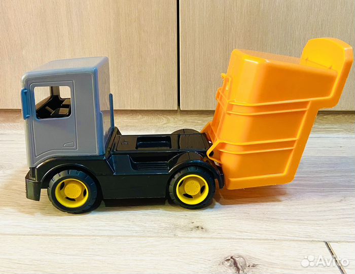 Развивающие игрушки для детей