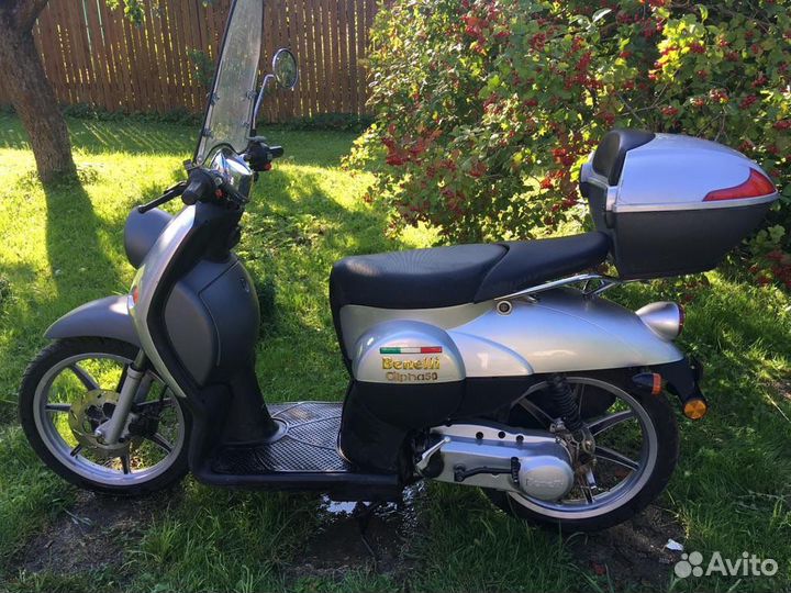 Скутер Stels Alpha 50 Benelli