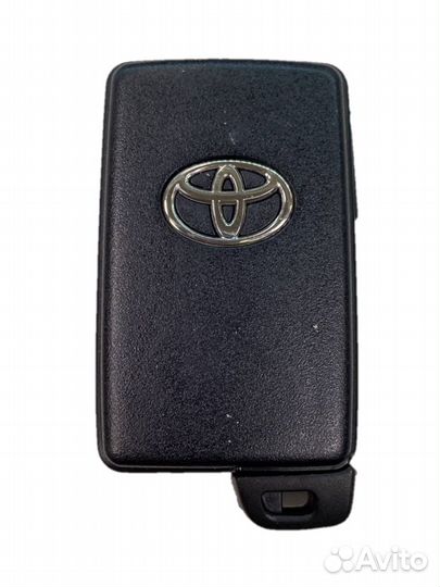 Смарт ключ Toyata RAV4/auris B90EA