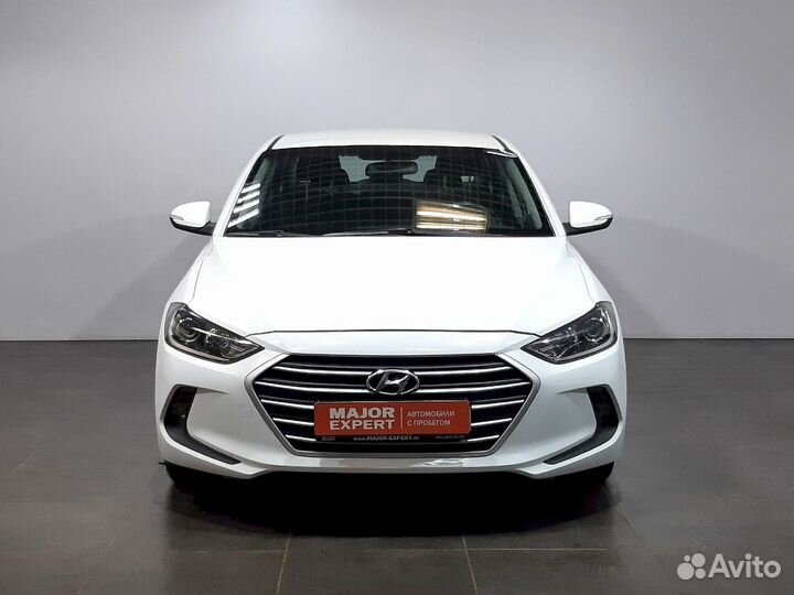 Hyundai Elantra, 2018