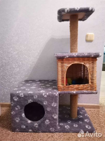 Домик для кошки с когтеточкой