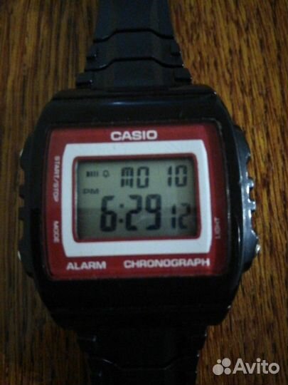 Водонепроницаемые часы Casio