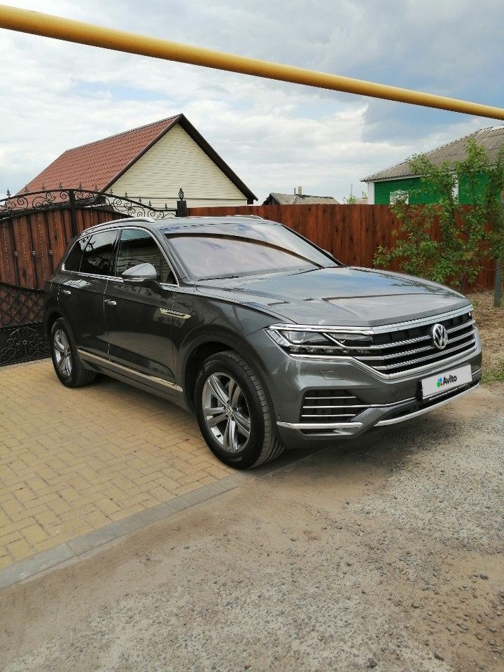 Volkswagen Touareg: фото владельца