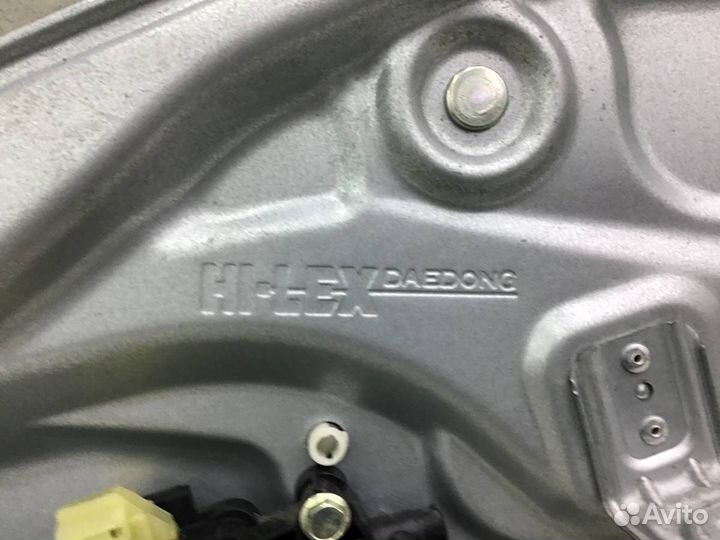 Стеклоподъемник электр. задний правый Kia Sorento (XM) 2009-2021 834022P000