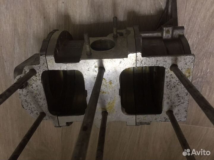 Картер мотора Вихрь-25 новый