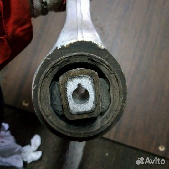 Рычаг направляющий Audi A6 C5