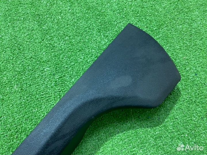 Накладка сиденья правая Bmw 5-Series G30 2015