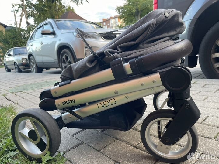 Коляска Mutsy