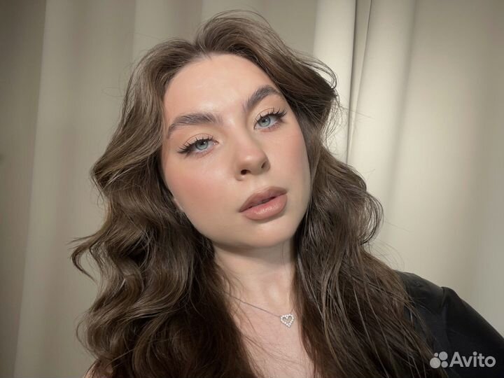 Администратор детского центра, салона красоты