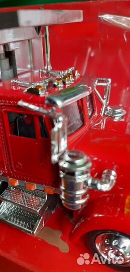 1:43 kenworth W900 от NewRay