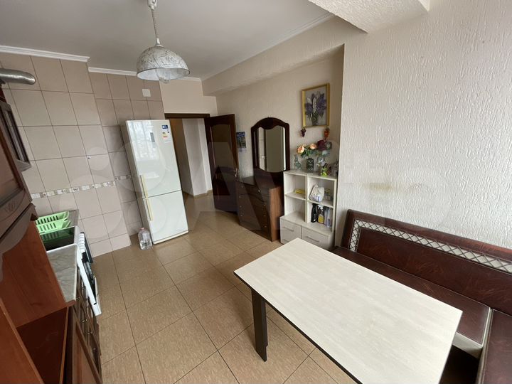 2-к. квартира, 65 м², 6/7 эт.