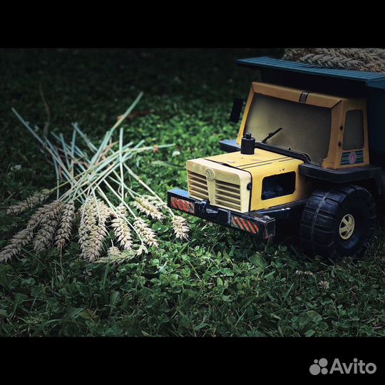 Игрушка самосвал СССР бмз