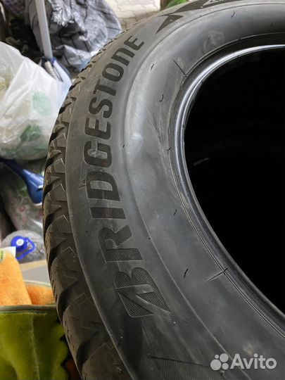 Bridgestone Sneaker 265/60 R18