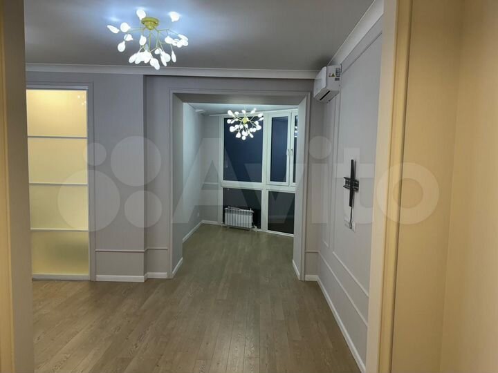 3-к. квартира, 83 м², 4/12 эт.