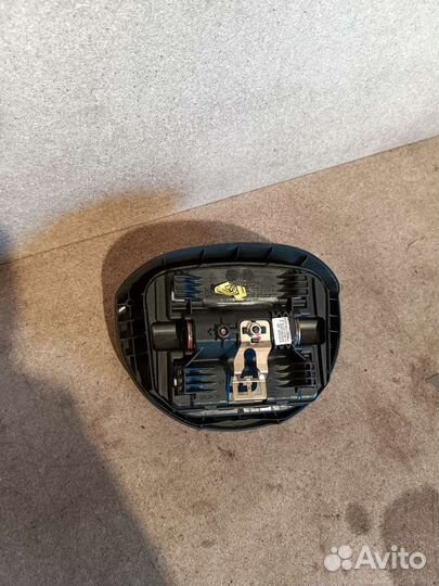 Подушка безопасности в руль Renault Megan 2