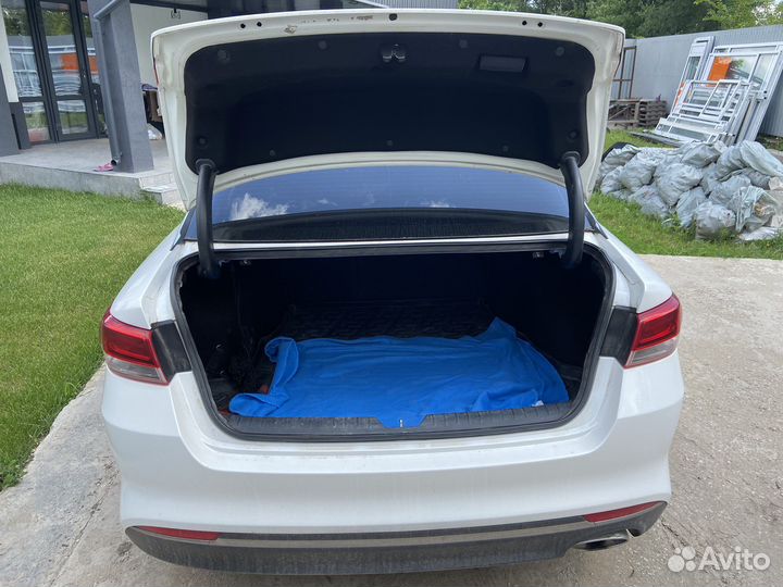 Kia Optima 2.0 AT, 2016, 125 700 км