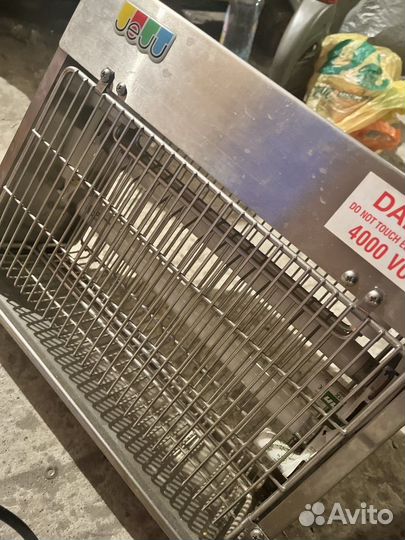 Лампа от насекомых инсектицидная jeju E-100-2S