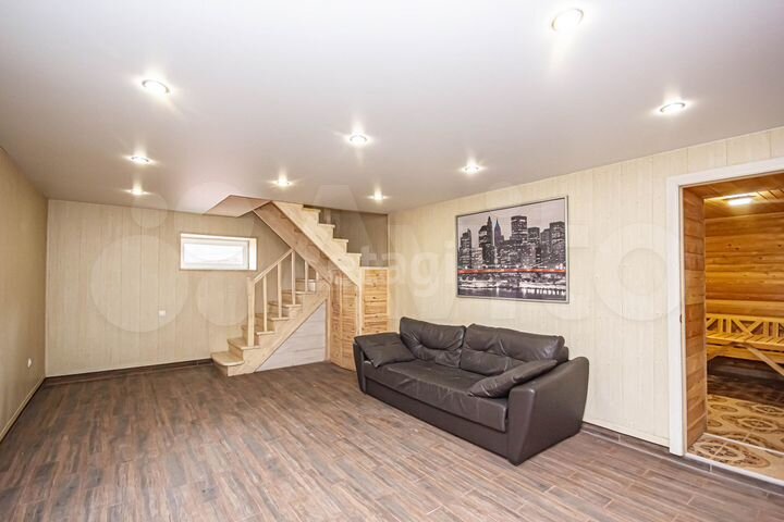 Коттедж 350,9 м² на участке 11,6 сот.