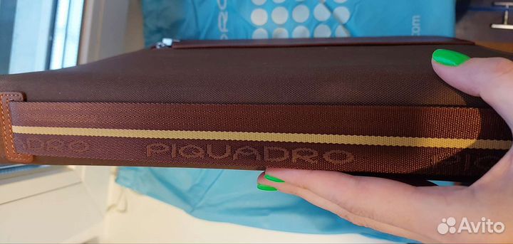 Кожаная папка piqvadro