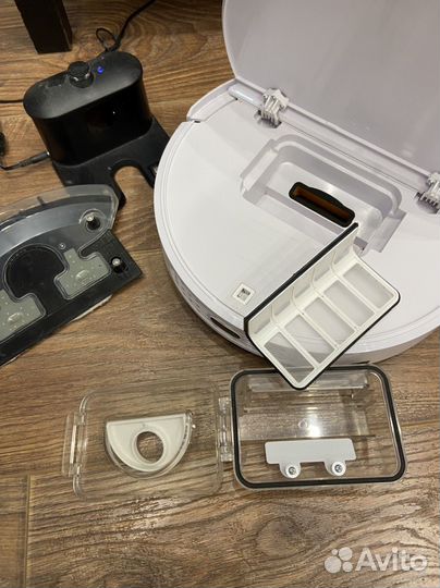 Робот пылесос моющий redmond