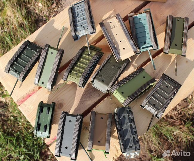 Масштабные модели танков+ книга коллекция