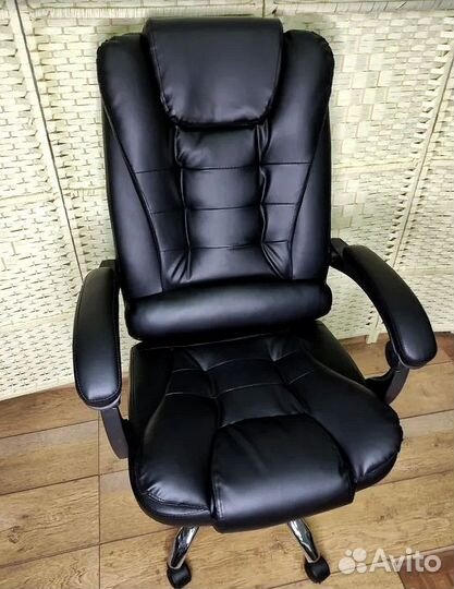 Компьютерное офисное кресло